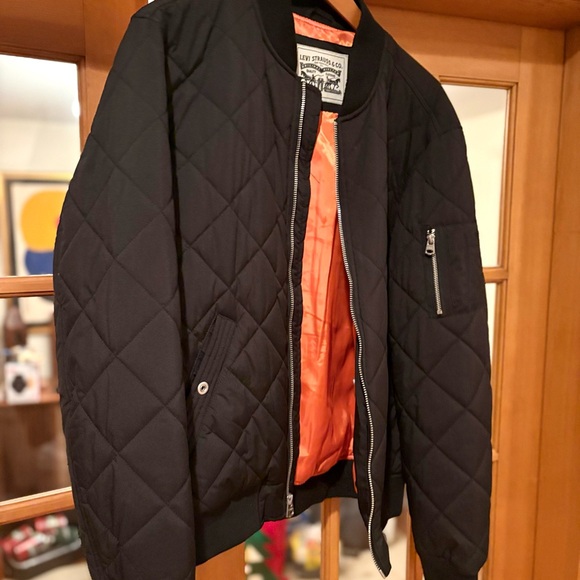 Levi's Men's Black and Orange Quilted Bomber Jacket - Picture 3 of 5